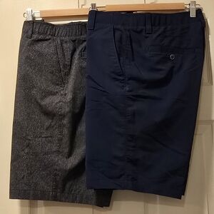 Under Armour Set Of 2 Men's Gray and Navy Shorts 34 Waist X 10in L